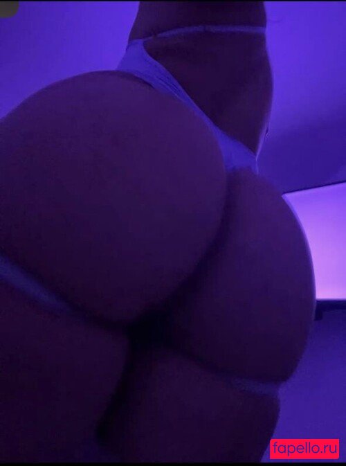 Evelyn Ortiz Onlyfans Photo Gallery 