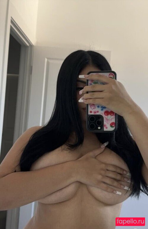 Evelyn Ortiz Onlyfans Photo Gallery 