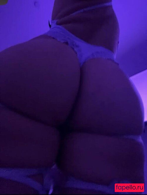 Evelyn Ortiz Onlyfans Photo Gallery 