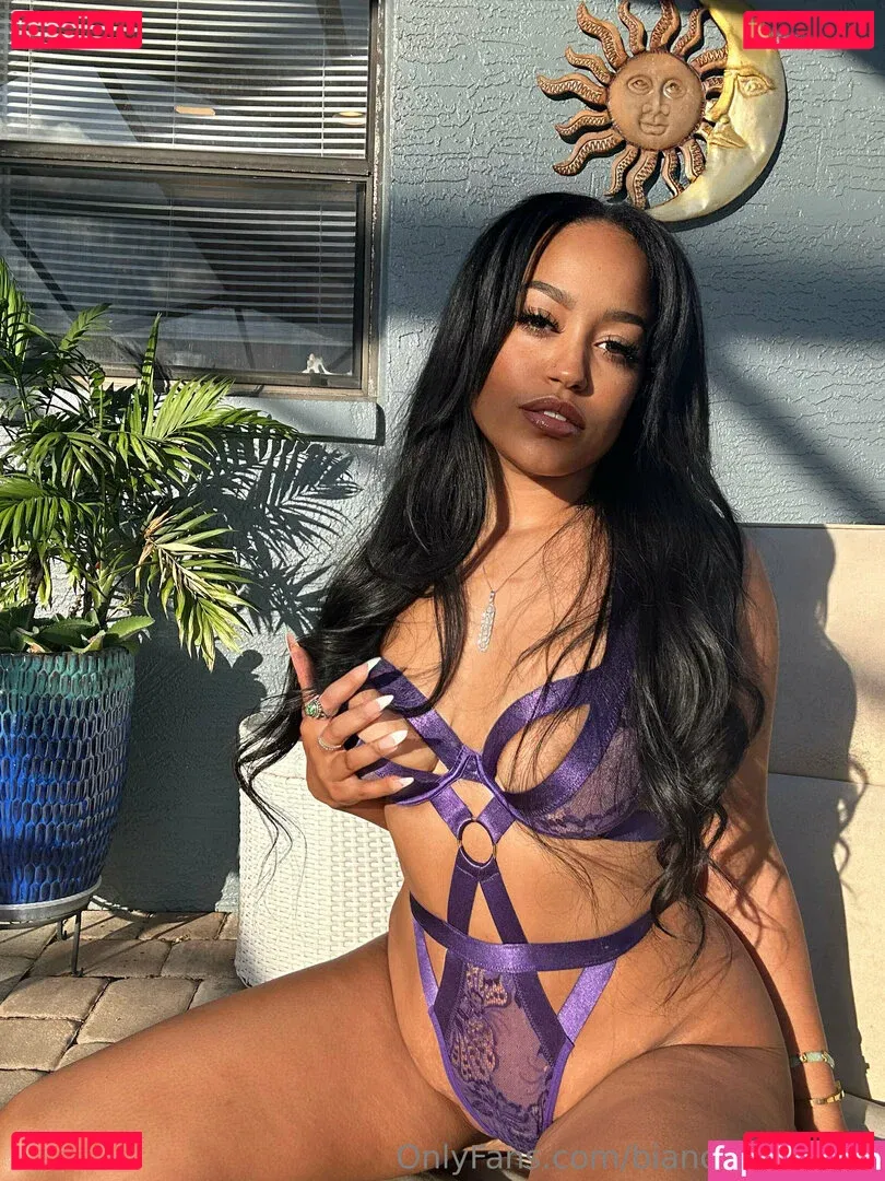 Bianka Bokor Onlyfans Photo Gallery 