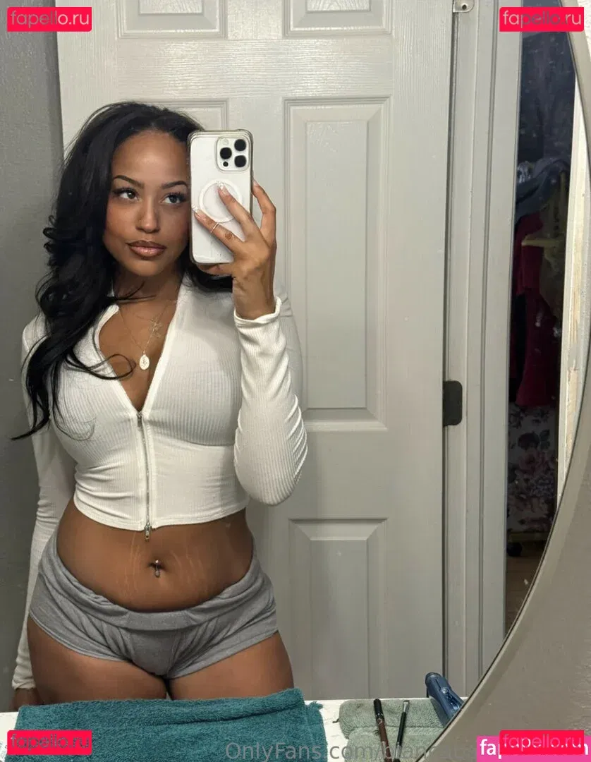 Bianka Bokor Onlyfans Photo Gallery 