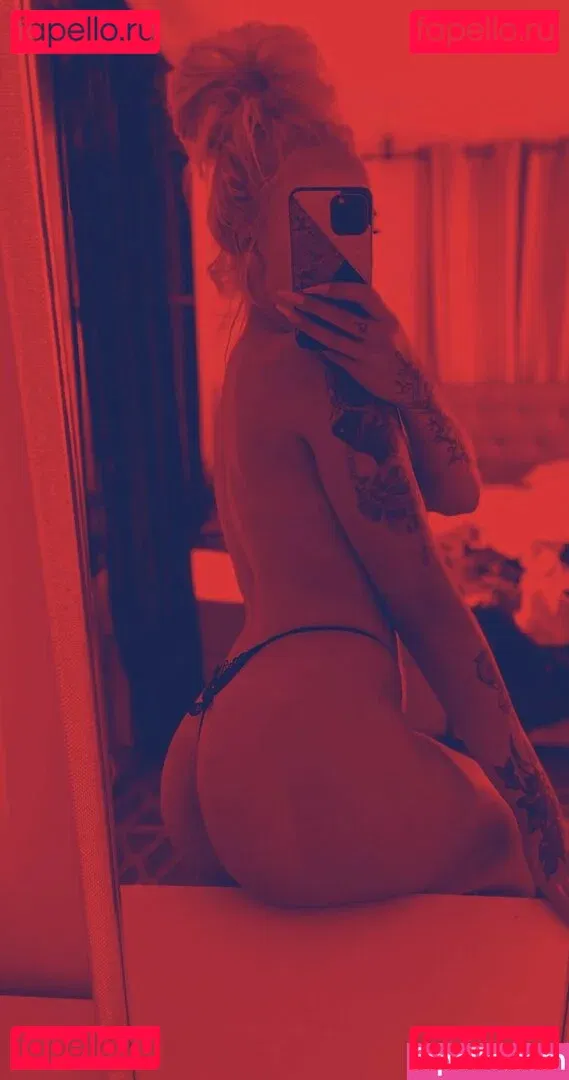 alexandramoikku Onlyfans Photo Gallery 