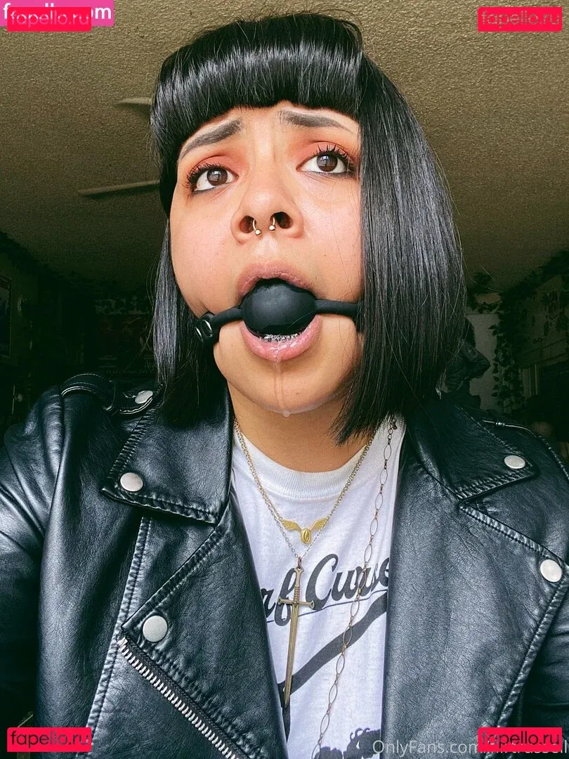 flirtrussell Onlyfans Photo Gallery 