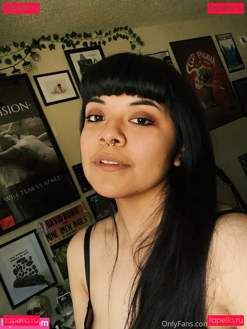 flirtrussell Onlyfans Photo Gallery 