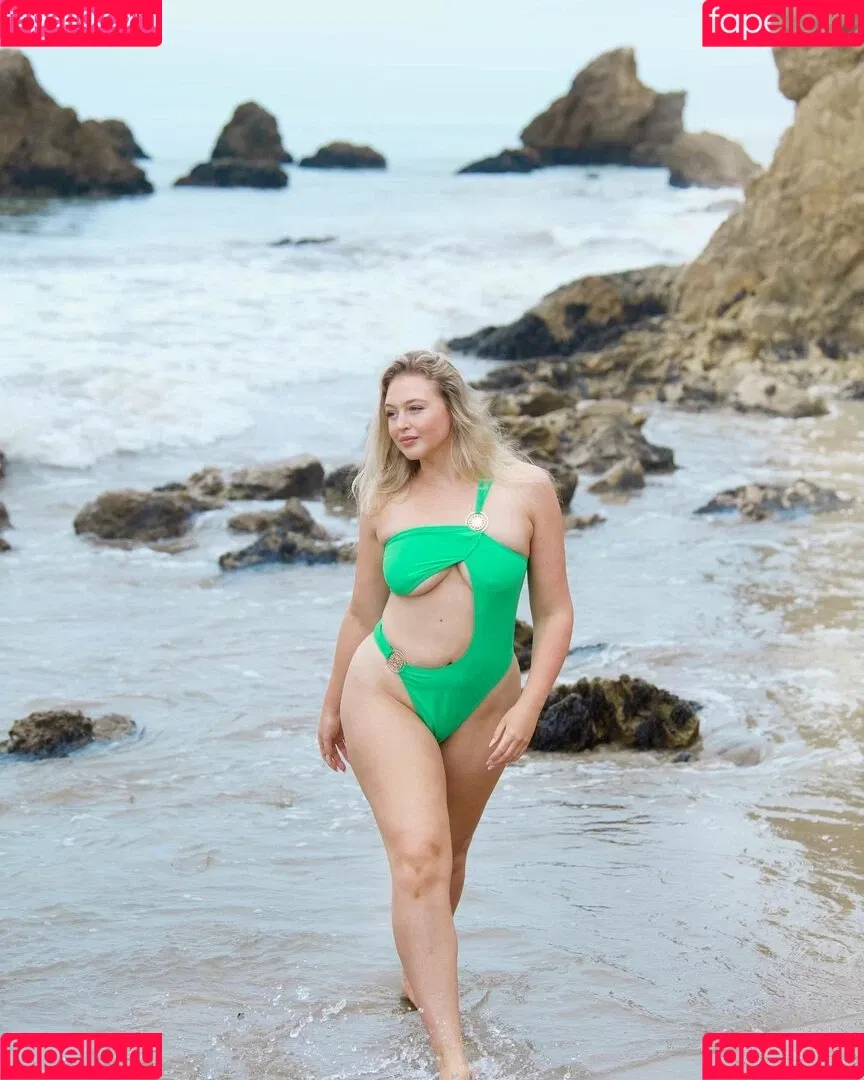 Iskra Lawrence Onlyfans Photo Gallery 