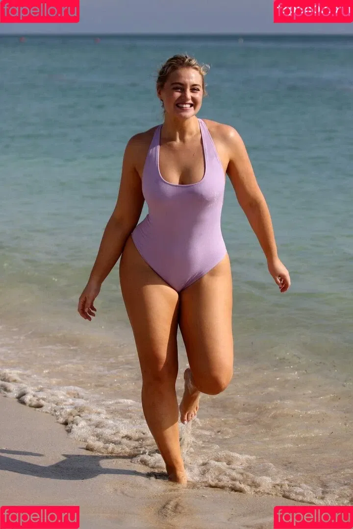 Iskra Lawrence Onlyfans Photo Gallery 