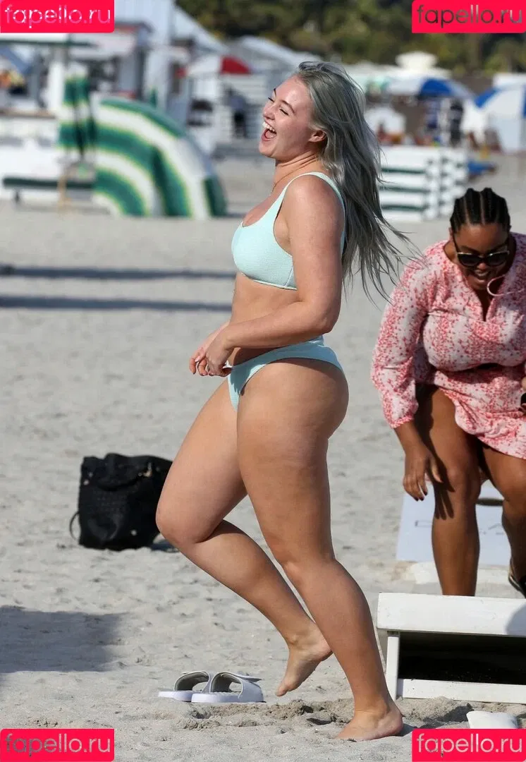 Iskra Lawrence Onlyfans Photo Gallery 