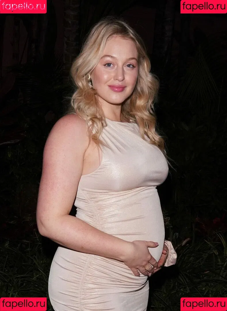Iskra Lawrence Onlyfans Photo Gallery 