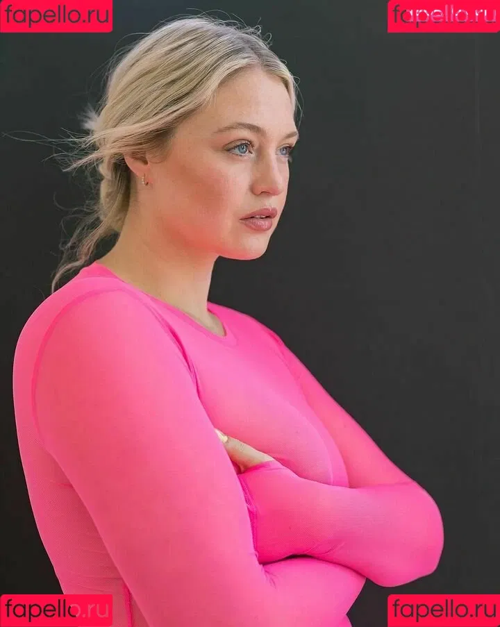 Iskra Lawrence Onlyfans Photo Gallery 