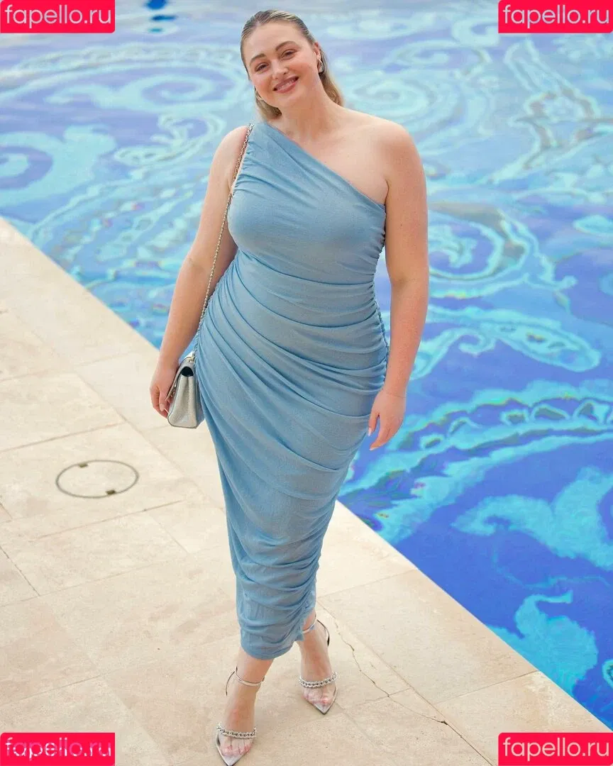 Iskra Lawrence Onlyfans Photo Gallery 