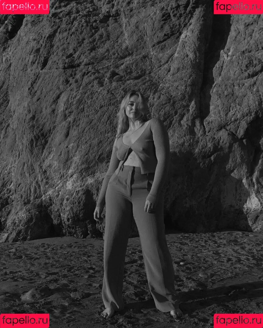 Iskra Lawrence Onlyfans Photo Gallery 