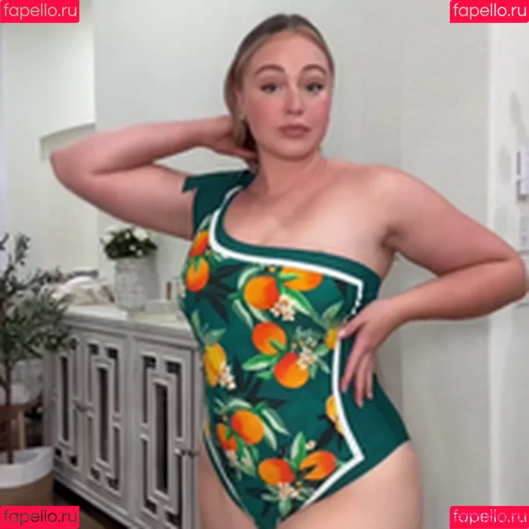 Iskra Lawrence Onlyfans Photo Gallery 