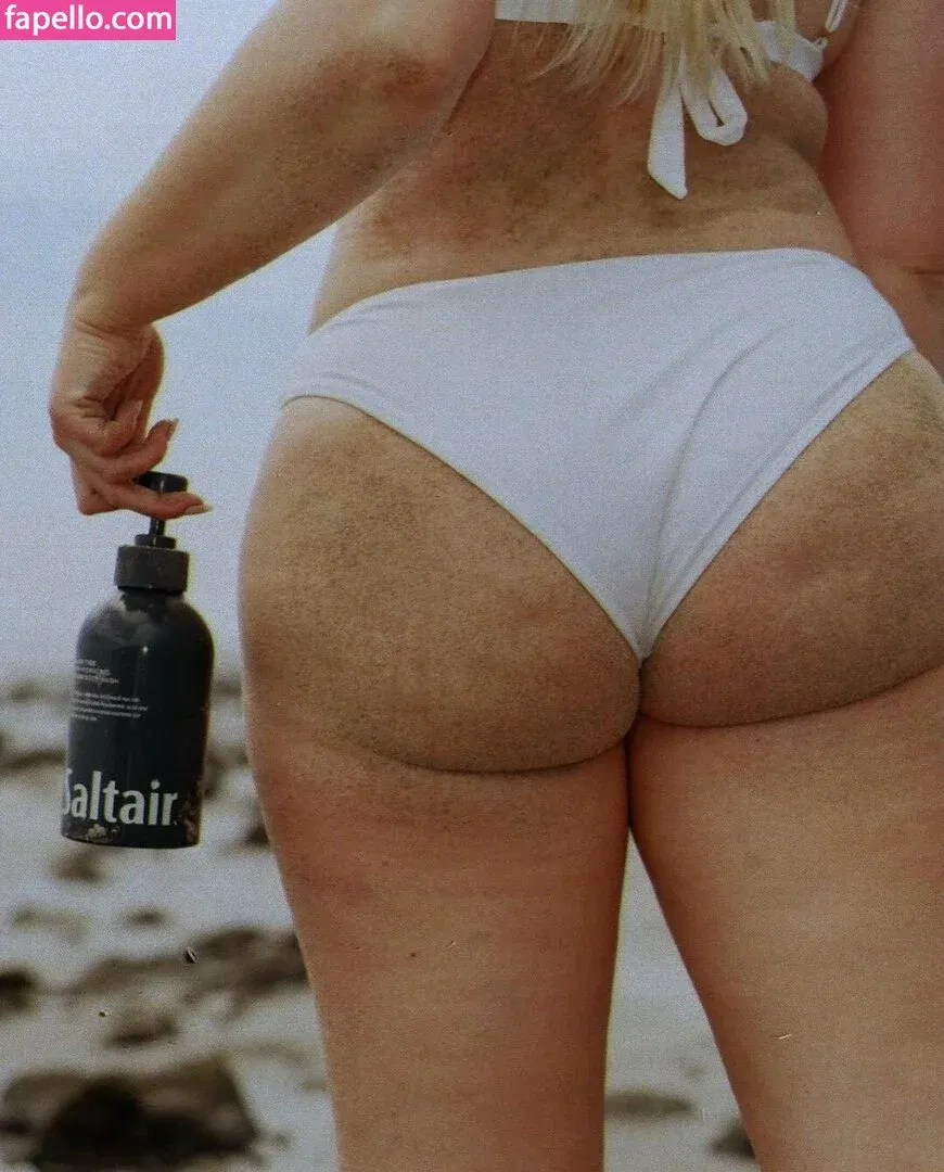 Iskra Lawrence Onlyfans Photo Gallery 