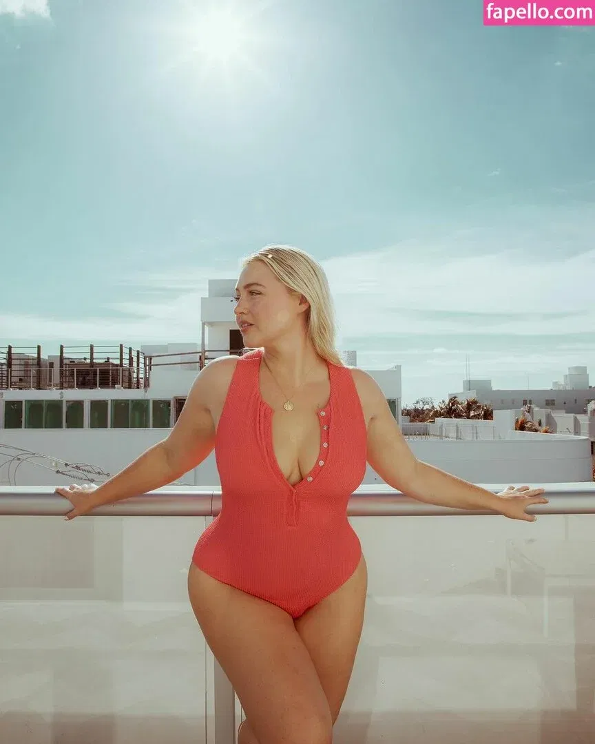 Iskra Lawrence Onlyfans Photo Gallery 