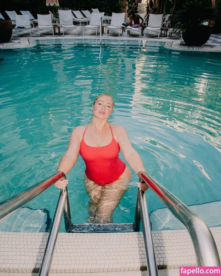 Iskra Lawrence Onlyfans Photo Gallery 