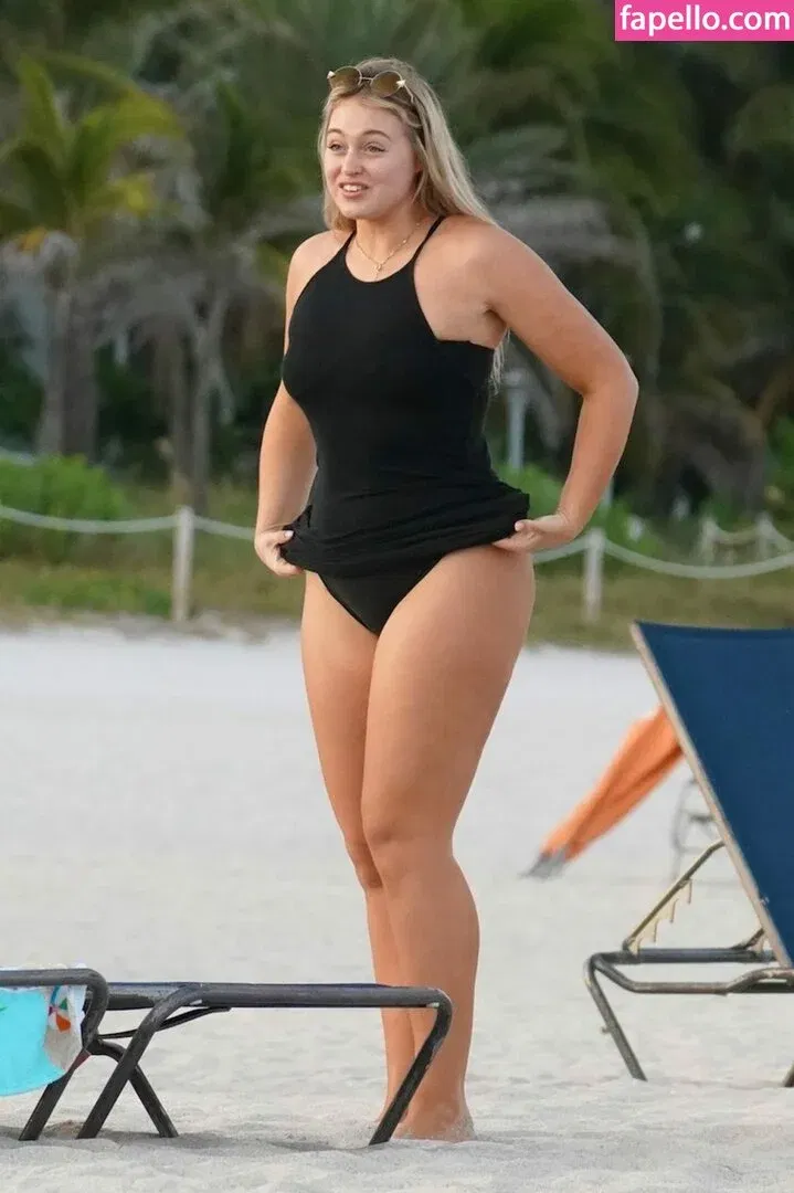 Iskra Lawrence Onlyfans Photo Gallery 