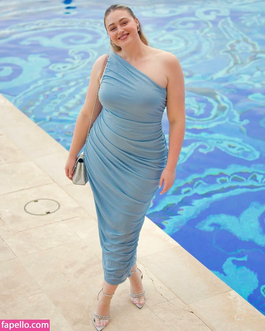 Iskra Lawrence Onlyfans Photo Gallery 