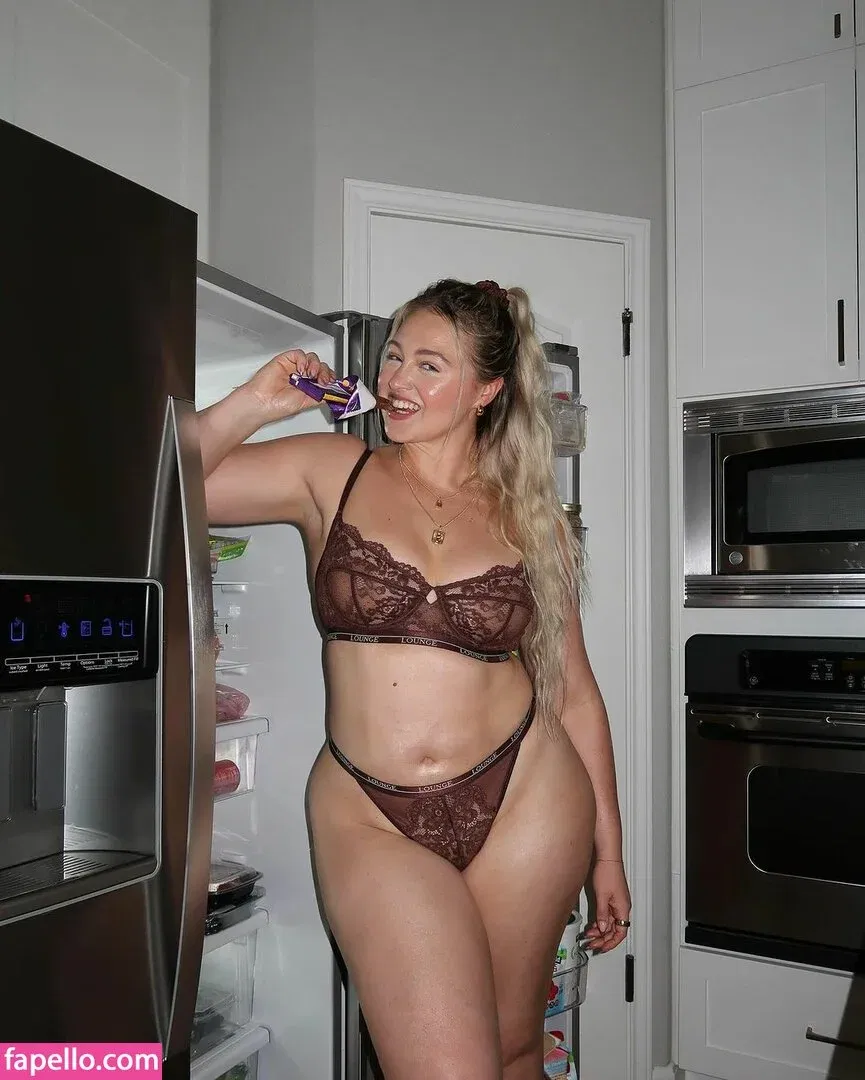 Iskra Lawrence Onlyfans Photo Gallery 
