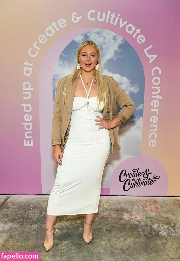 Iskra Lawrence Onlyfans Photo Gallery 