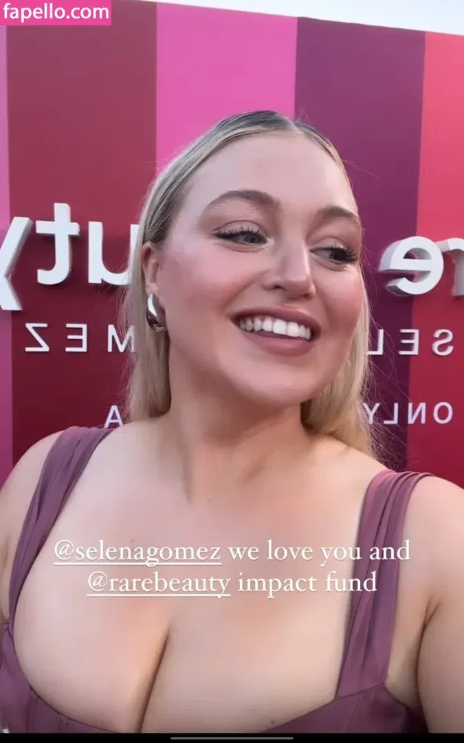 Iskra Lawrence Onlyfans Photo Gallery 