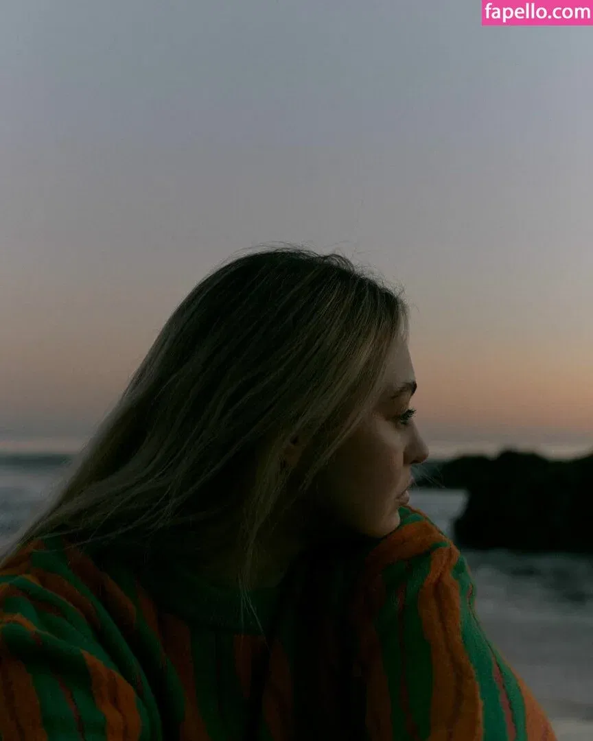 Iskra Lawrence Onlyfans Photo Gallery 