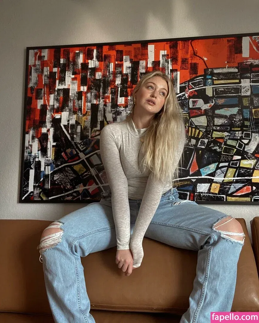 Iskra Lawrence Onlyfans Photo Gallery 