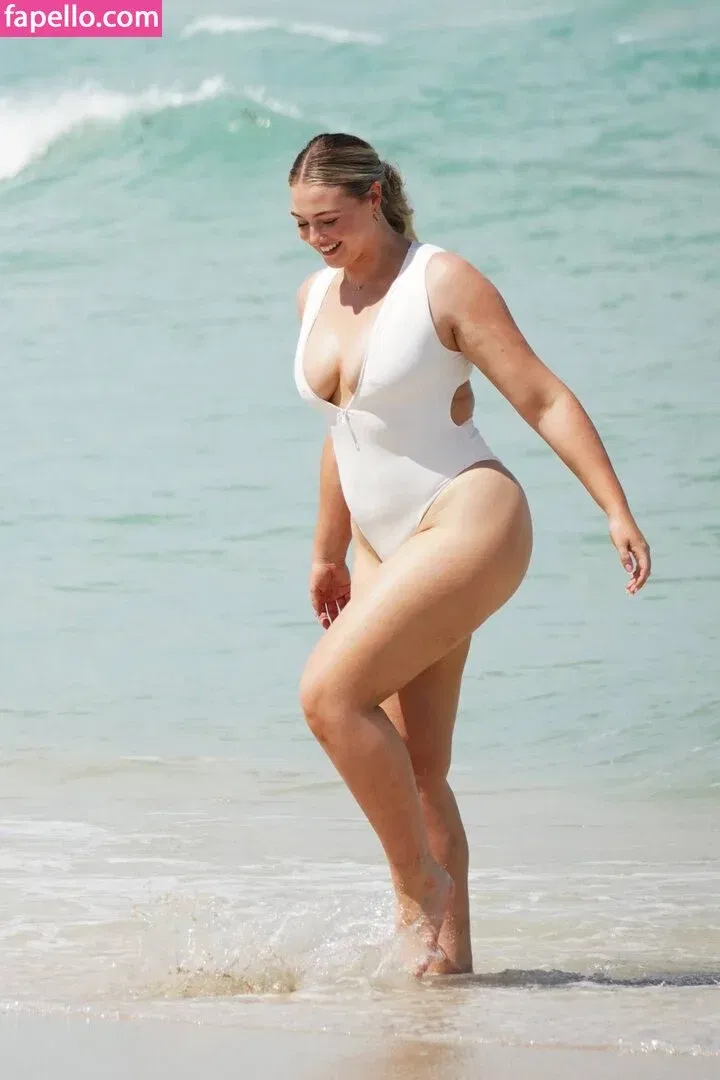 Iskra Lawrence Onlyfans Photo Gallery 