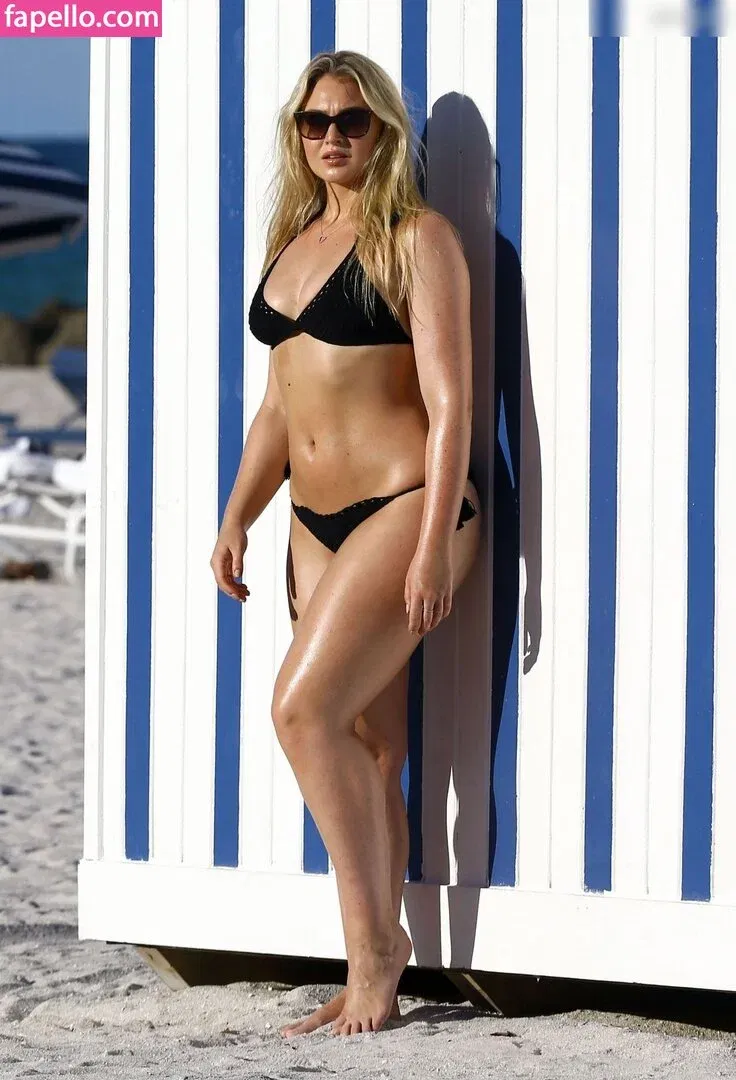 Iskra Lawrence Onlyfans Photo Gallery 