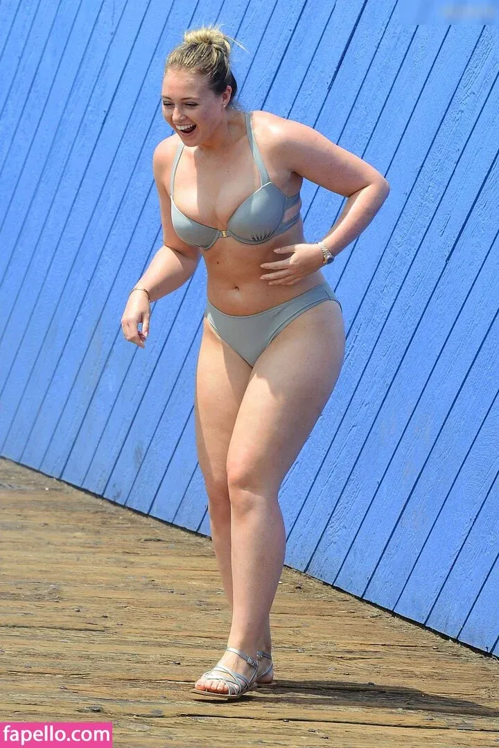 Iskra Lawrence Onlyfans Photo Gallery 