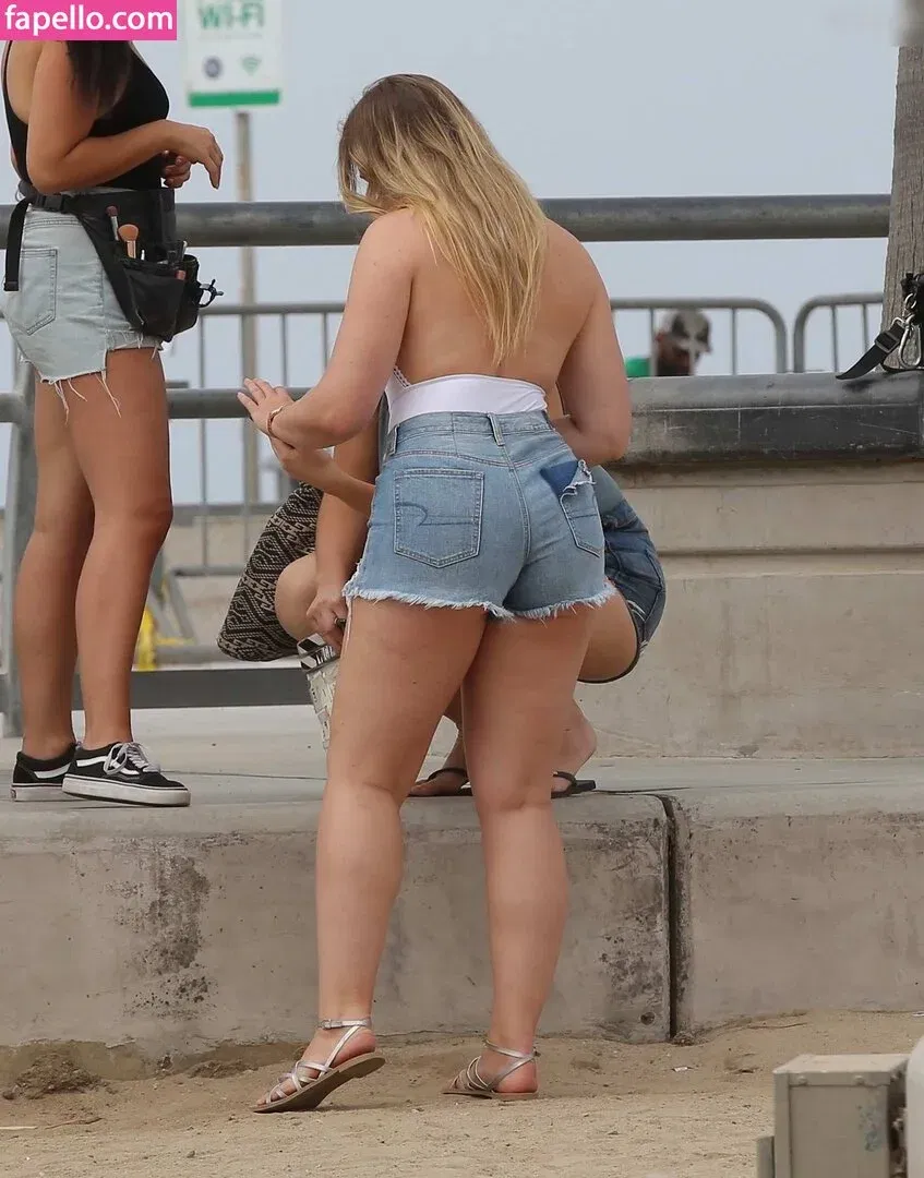 Iskra Lawrence Onlyfans Photo Gallery 