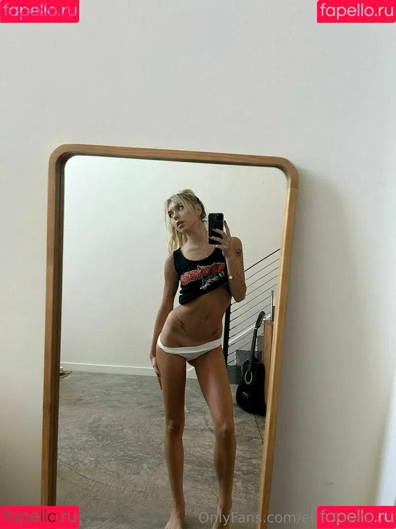 emilyyhearts Onlyfans Photo Gallery 