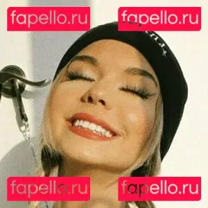 emilyyhearts Onlyfans Photo Gallery 