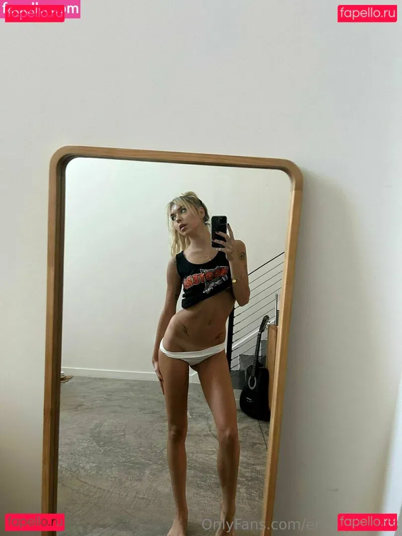 emilyyhearts Onlyfans Photo Gallery 