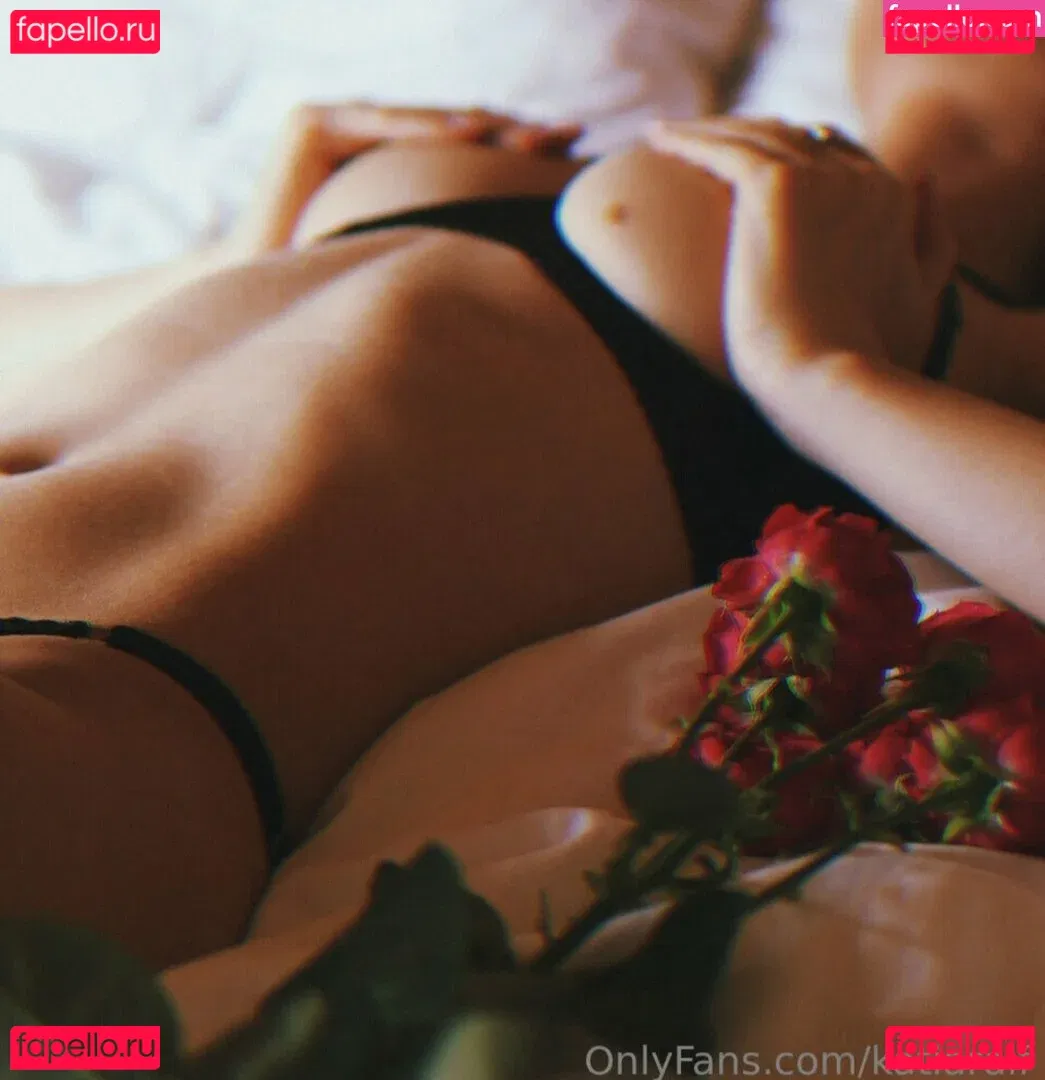 Katiaraif Onlyfans Photo Gallery 