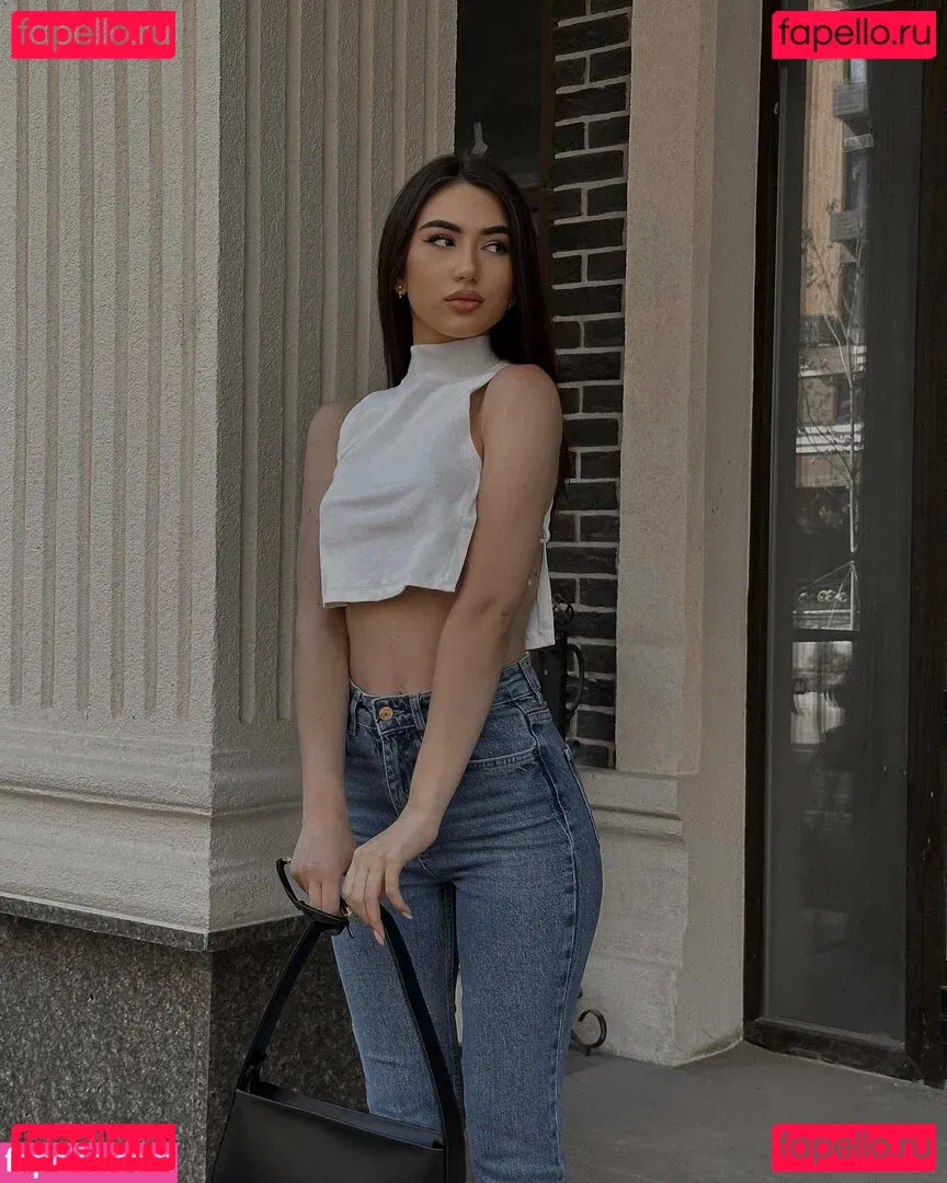 Katiaraif Onlyfans Photo Gallery 