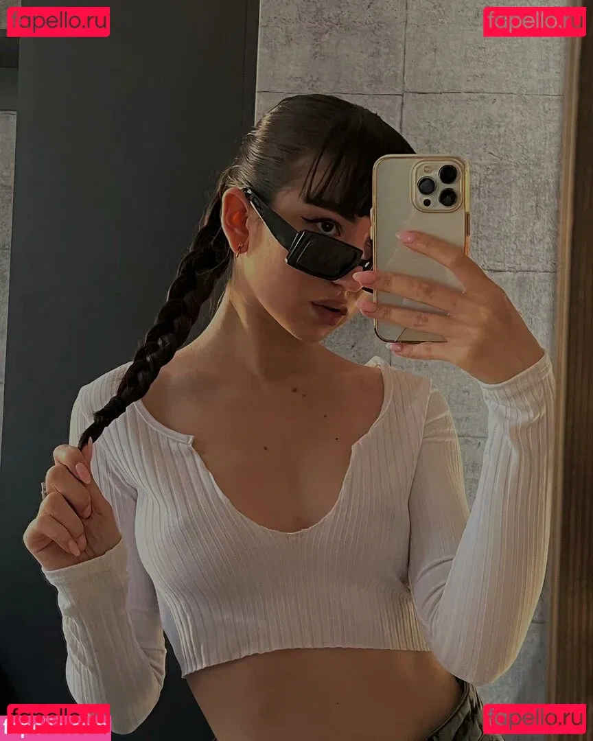 Katiaraif Onlyfans Photo Gallery 