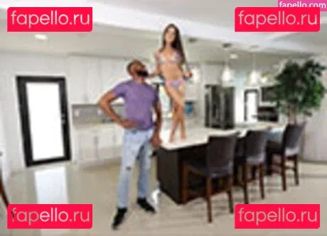 Freya Von Doom Onlyfans Photo Gallery 