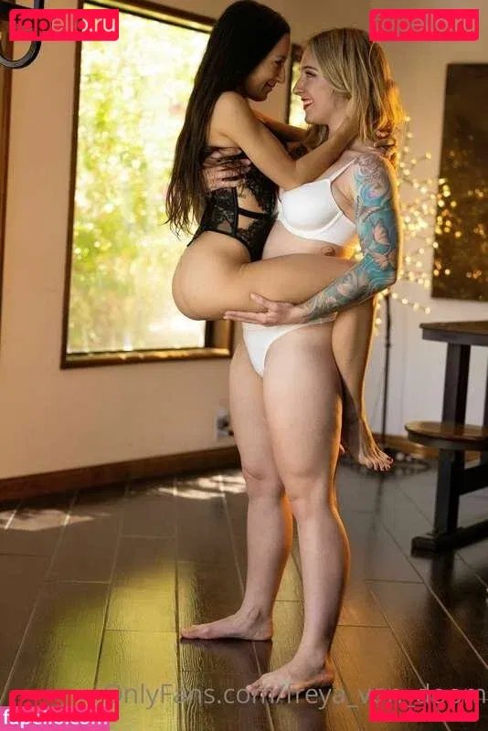 Freya Von Doom Onlyfans Photo Gallery 