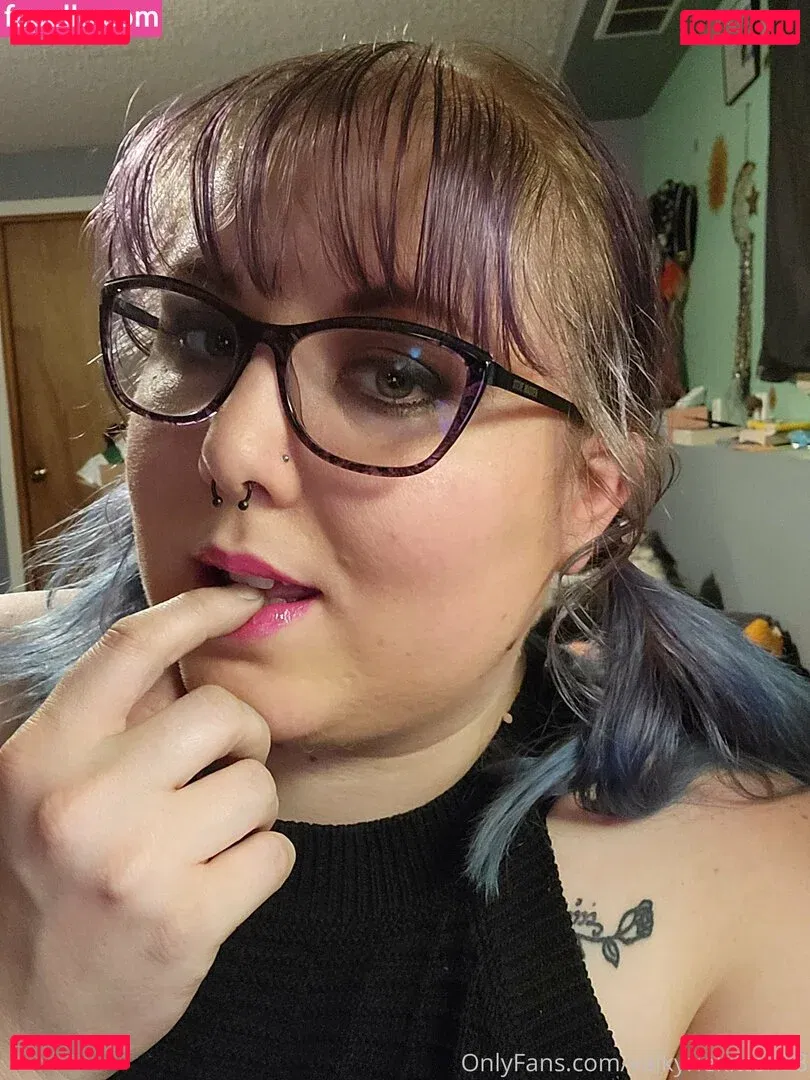 valkyriekitten88 Onlyfans Photo Gallery 