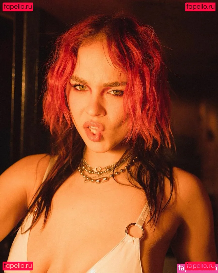 Taylor Upsahl Onlyfans Photo Gallery 