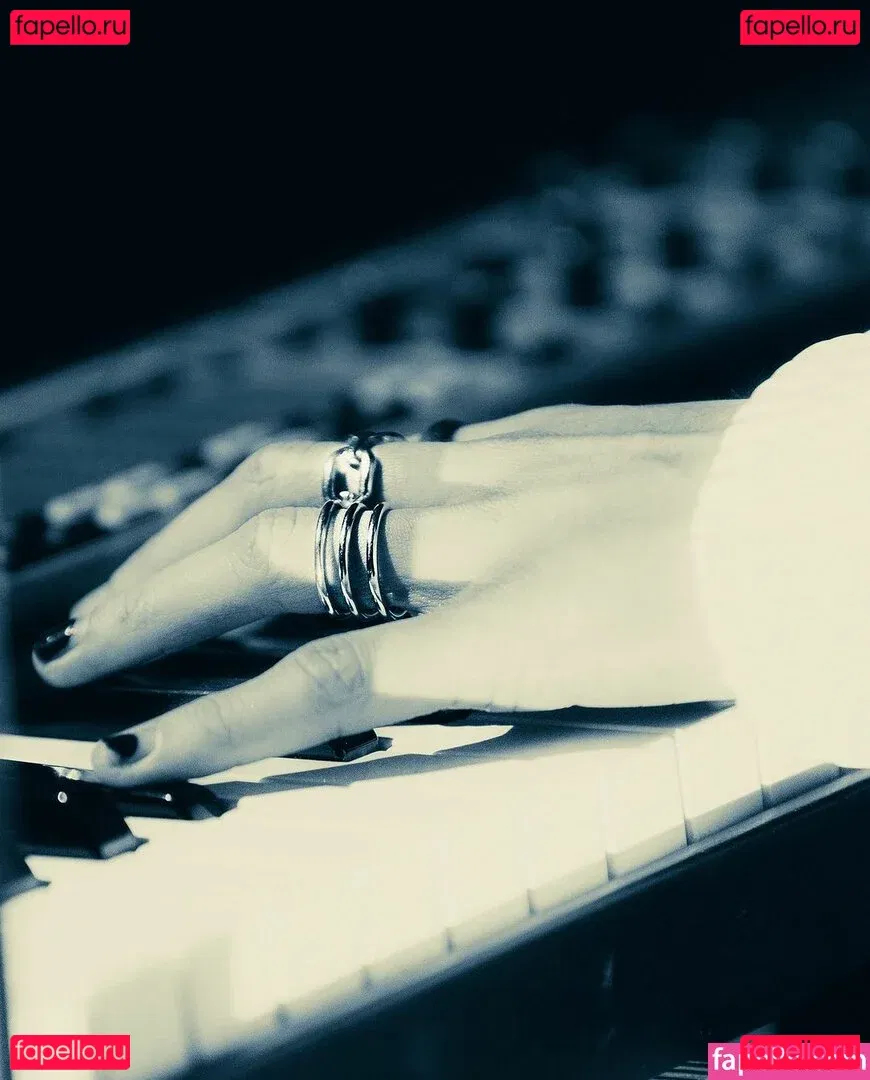 Taylor Upsahl Onlyfans Photo Gallery 