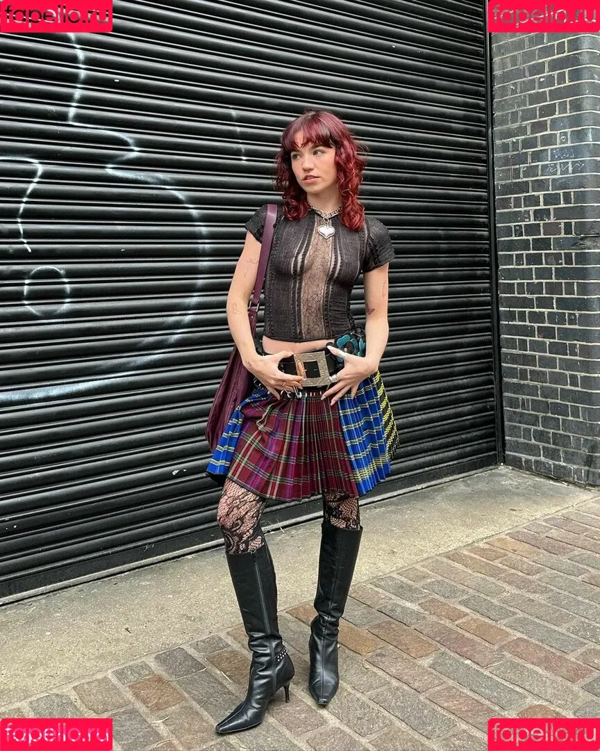 Lara Adkins Onlyfans Photo Gallery 