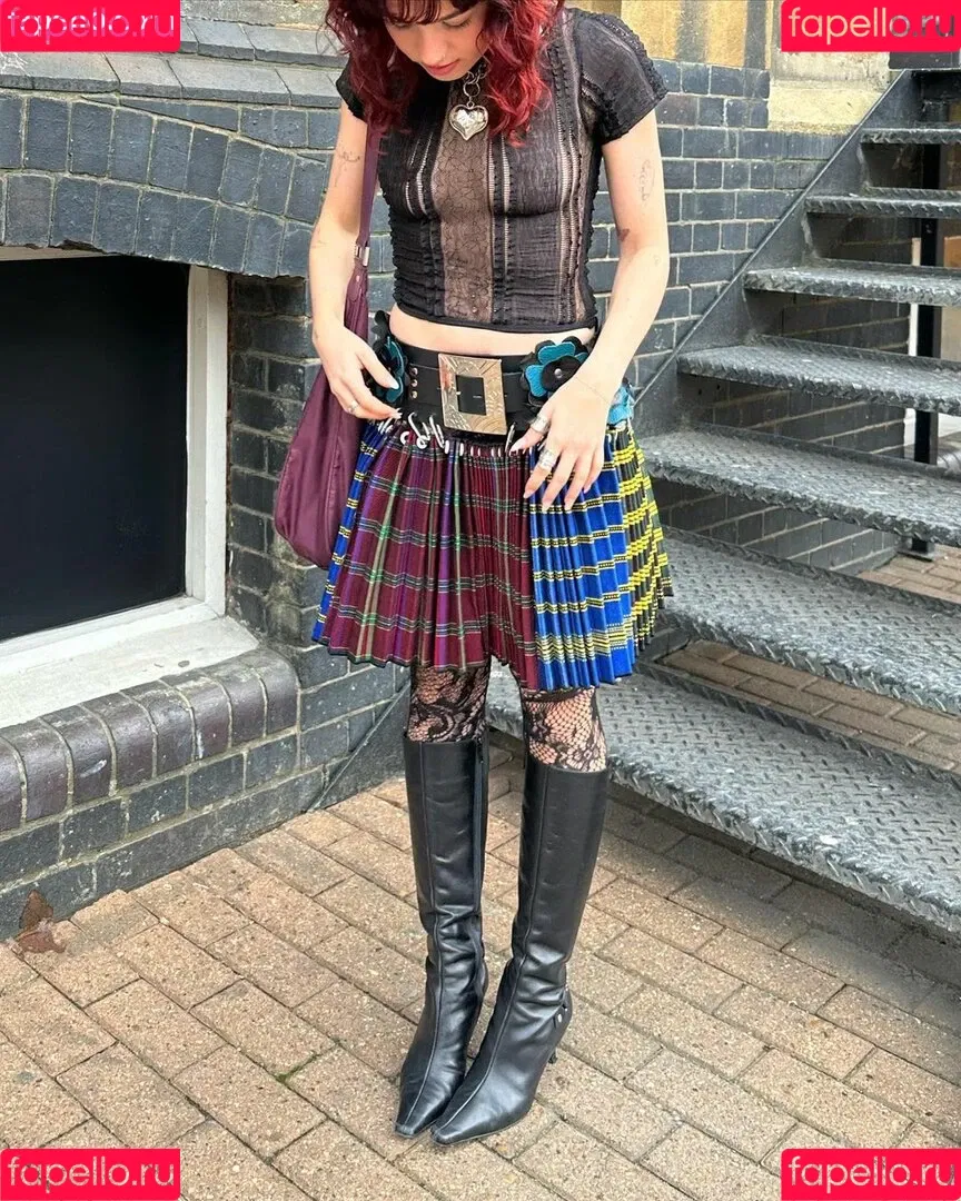 Lara Adkins Onlyfans Photo Gallery 
