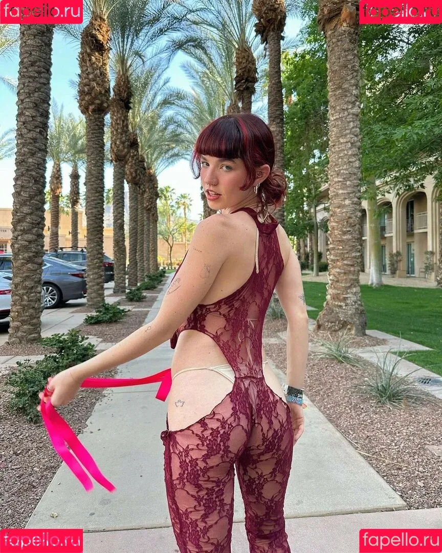 Lara Adkins Onlyfans Photo Gallery 