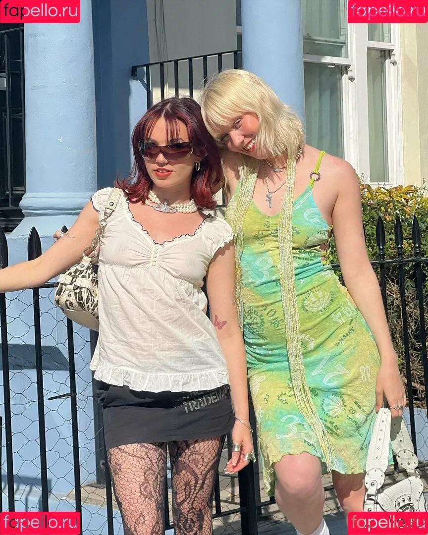 Lara Adkins Onlyfans Photo Gallery 