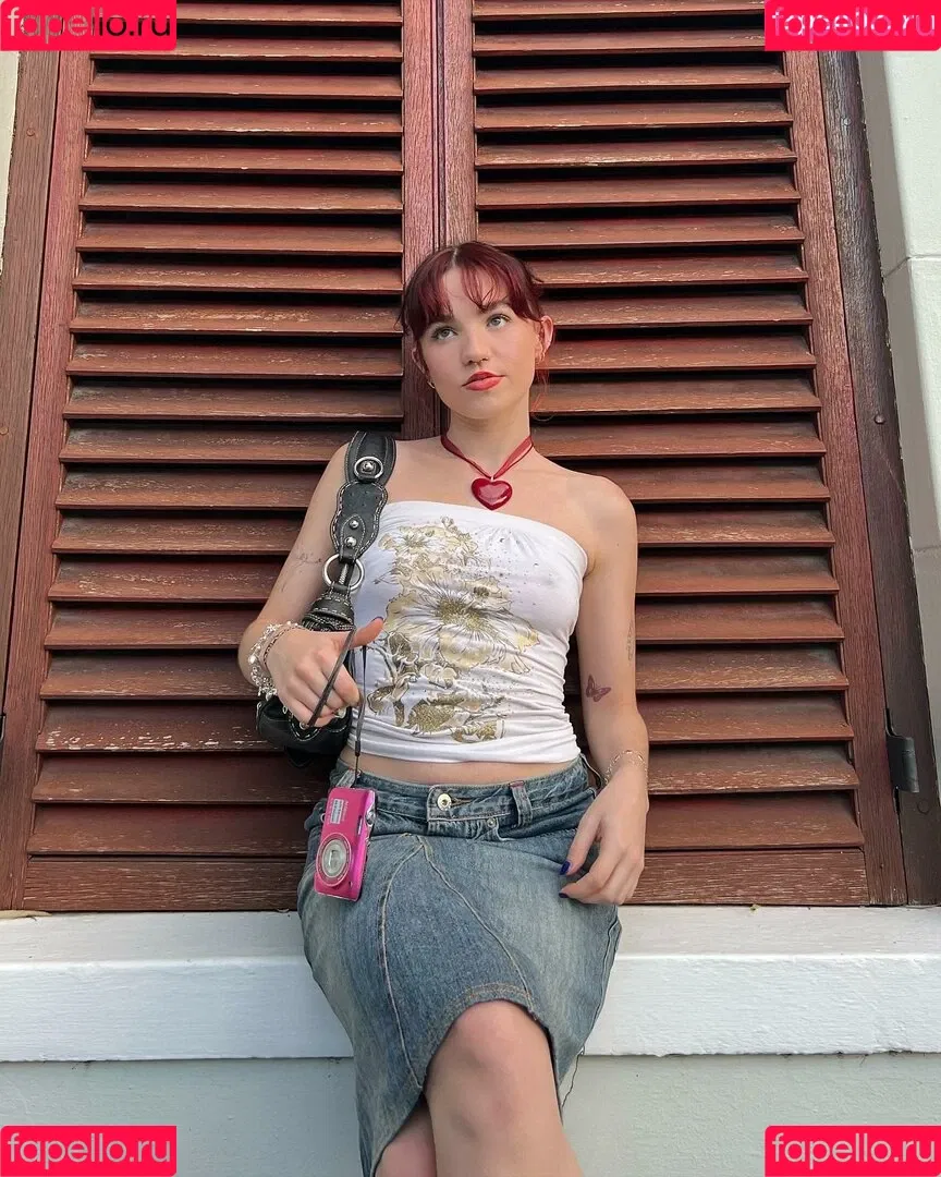 Lara Adkins Onlyfans Photo Gallery 