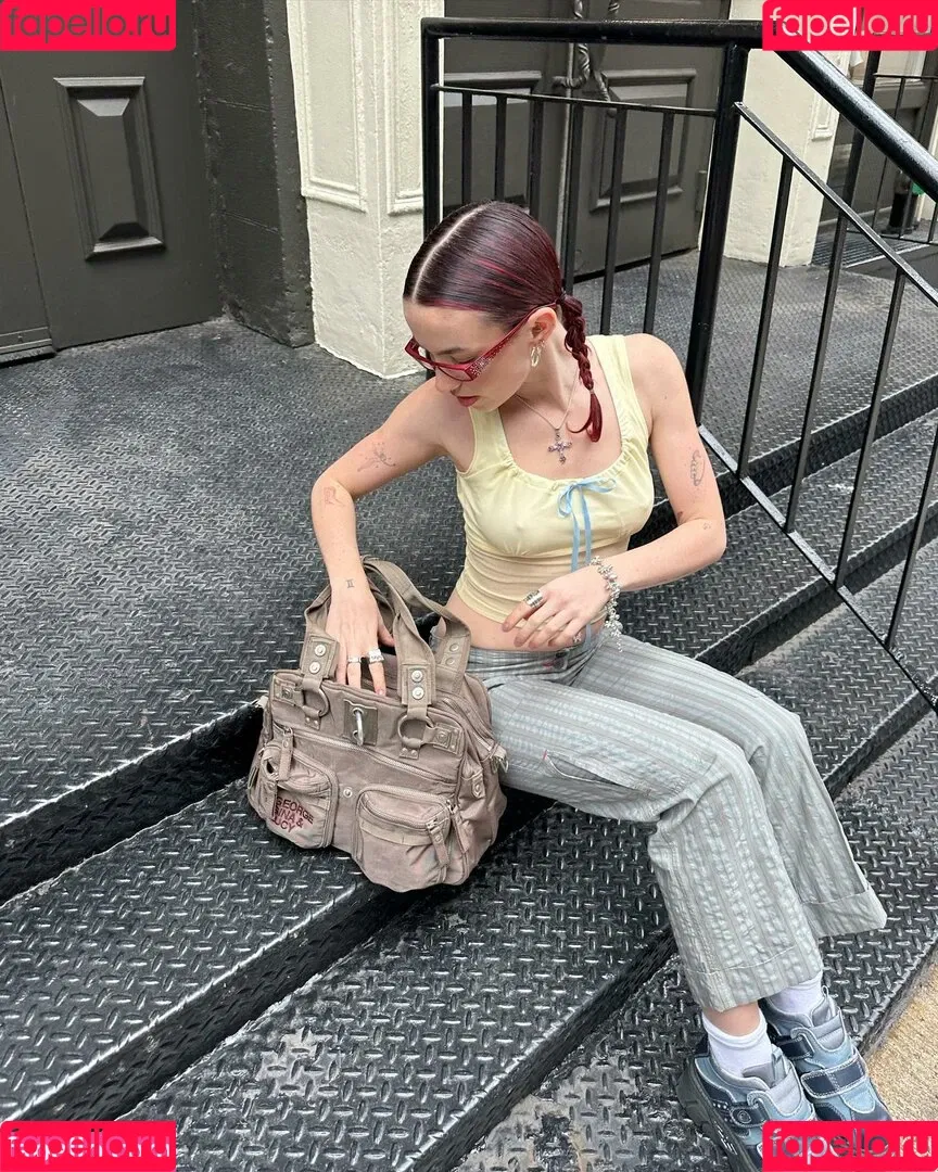 Lara Adkins Onlyfans Photo Gallery 