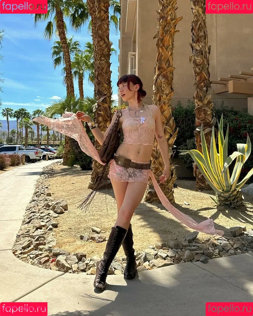 Lara Adkins Onlyfans Photo Gallery 