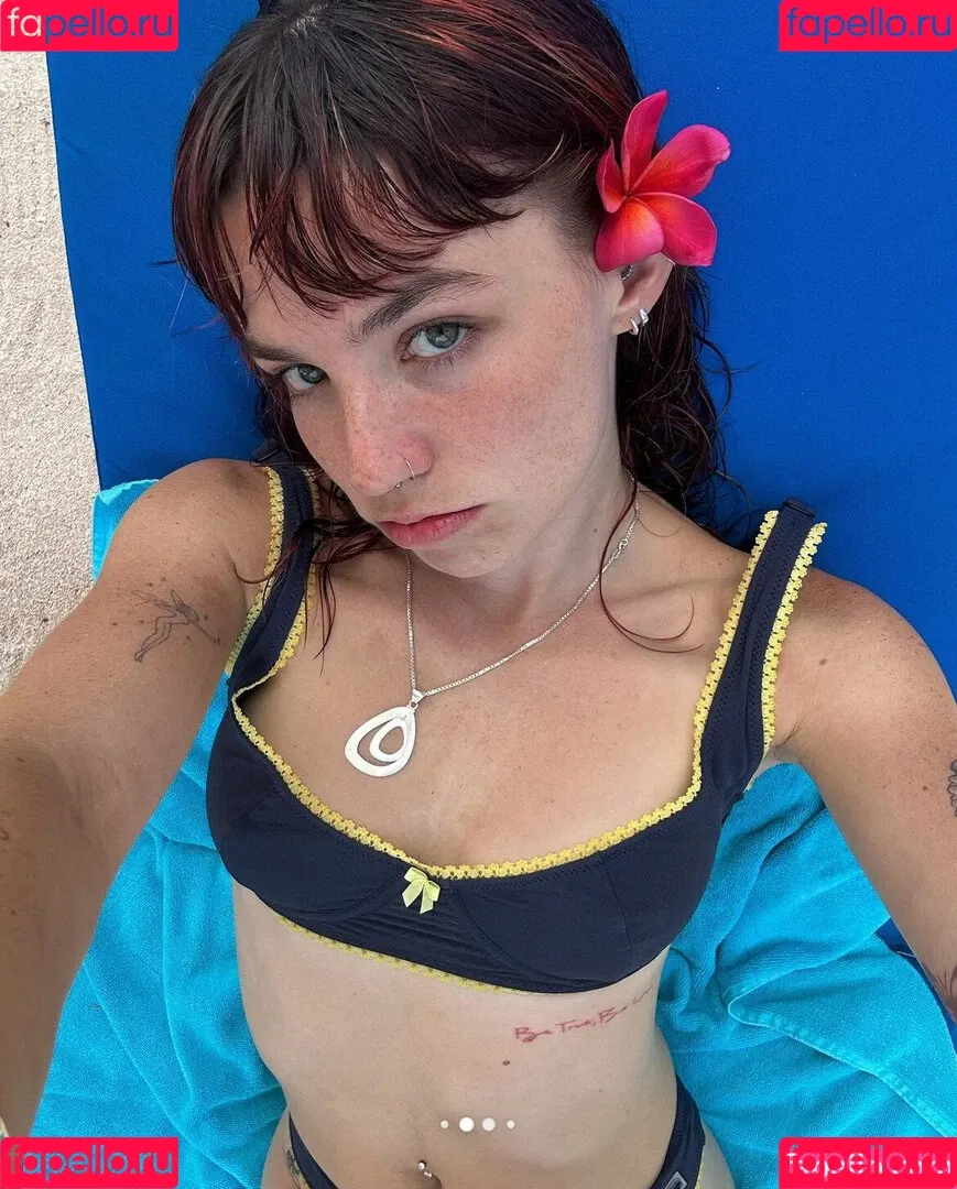 Lara Adkins Onlyfans Photo Gallery 