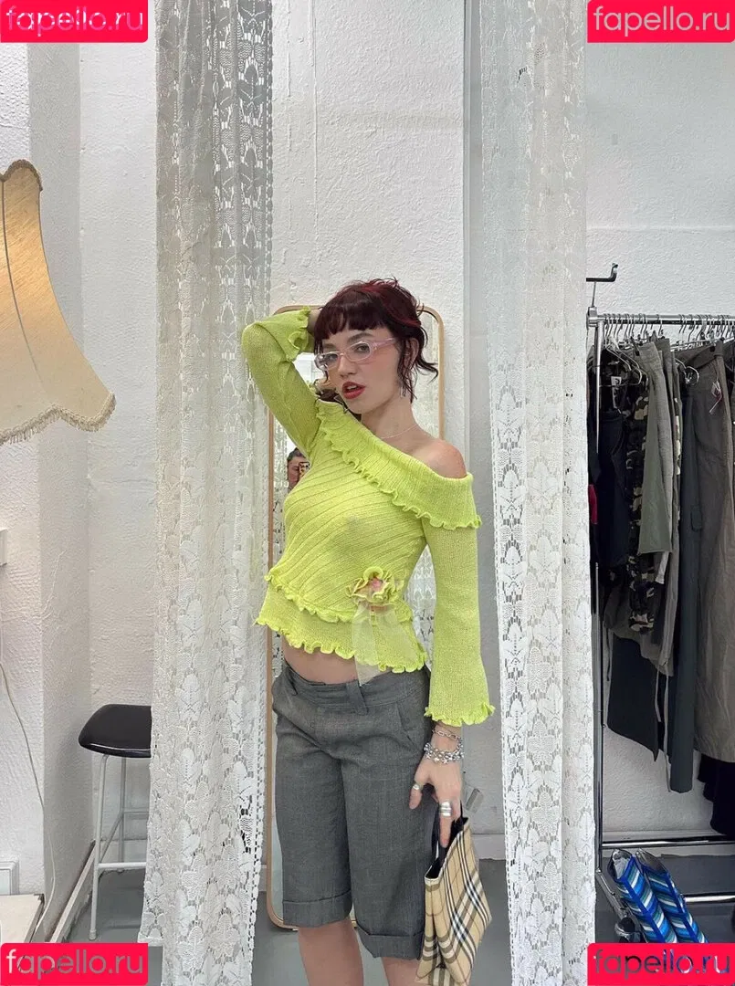 Lara Adkins Onlyfans Photo Gallery 